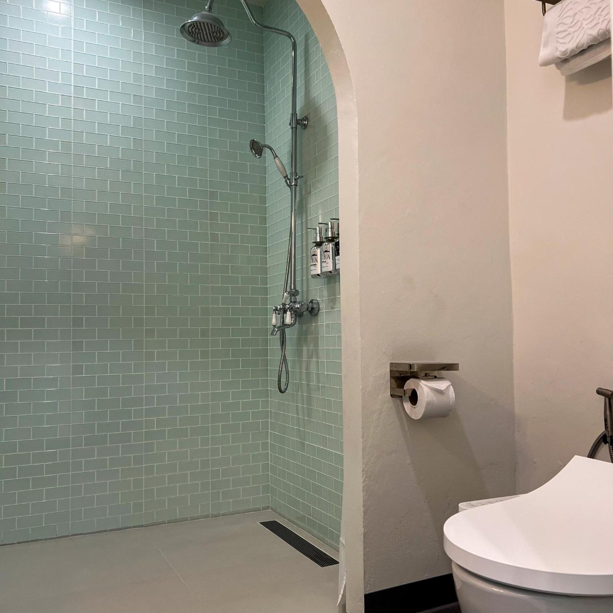 Inlaya Ratchaburi Hotel Екстериор снимка