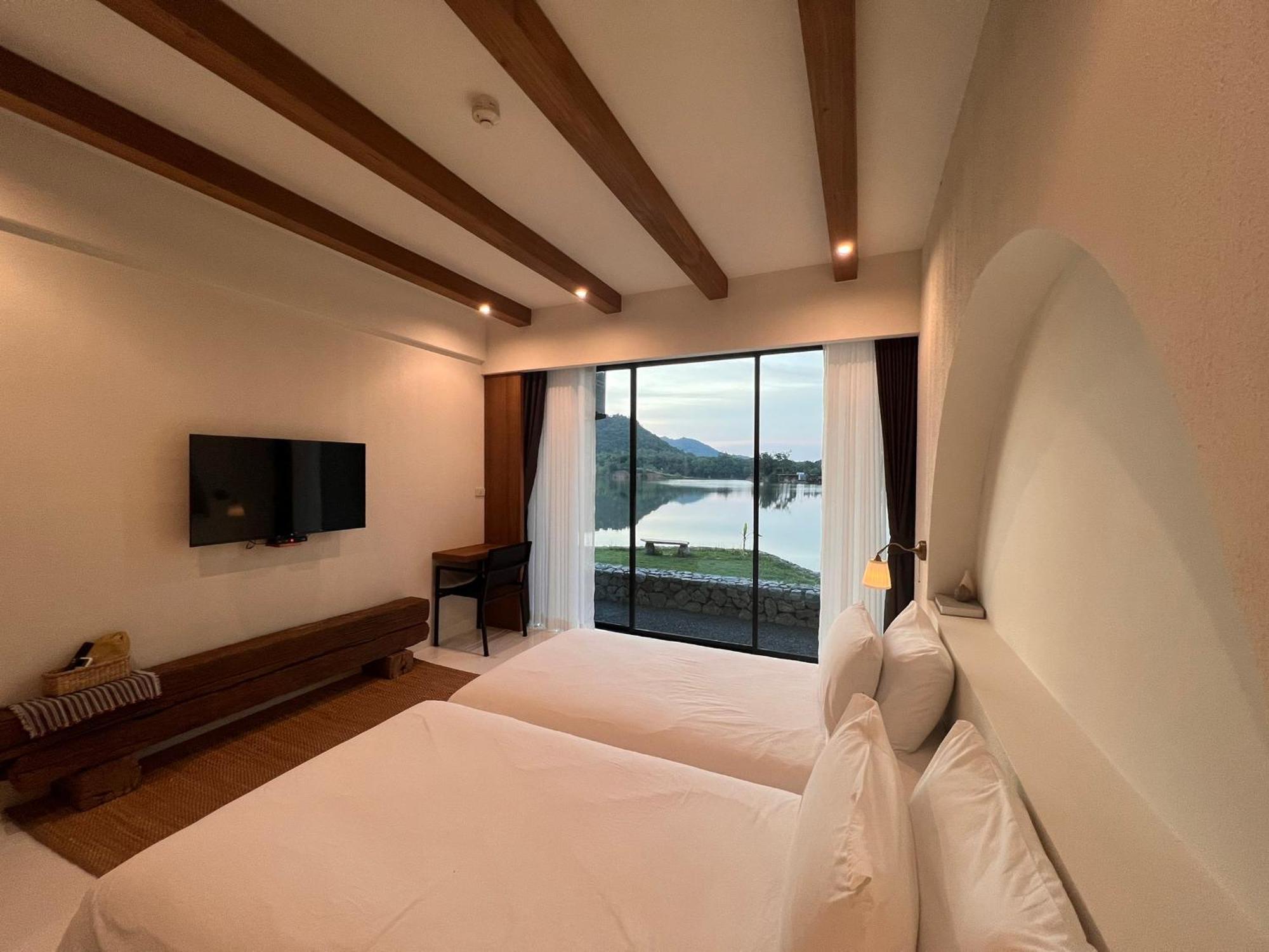 Inlaya Ratchaburi Hotel Екстериор снимка