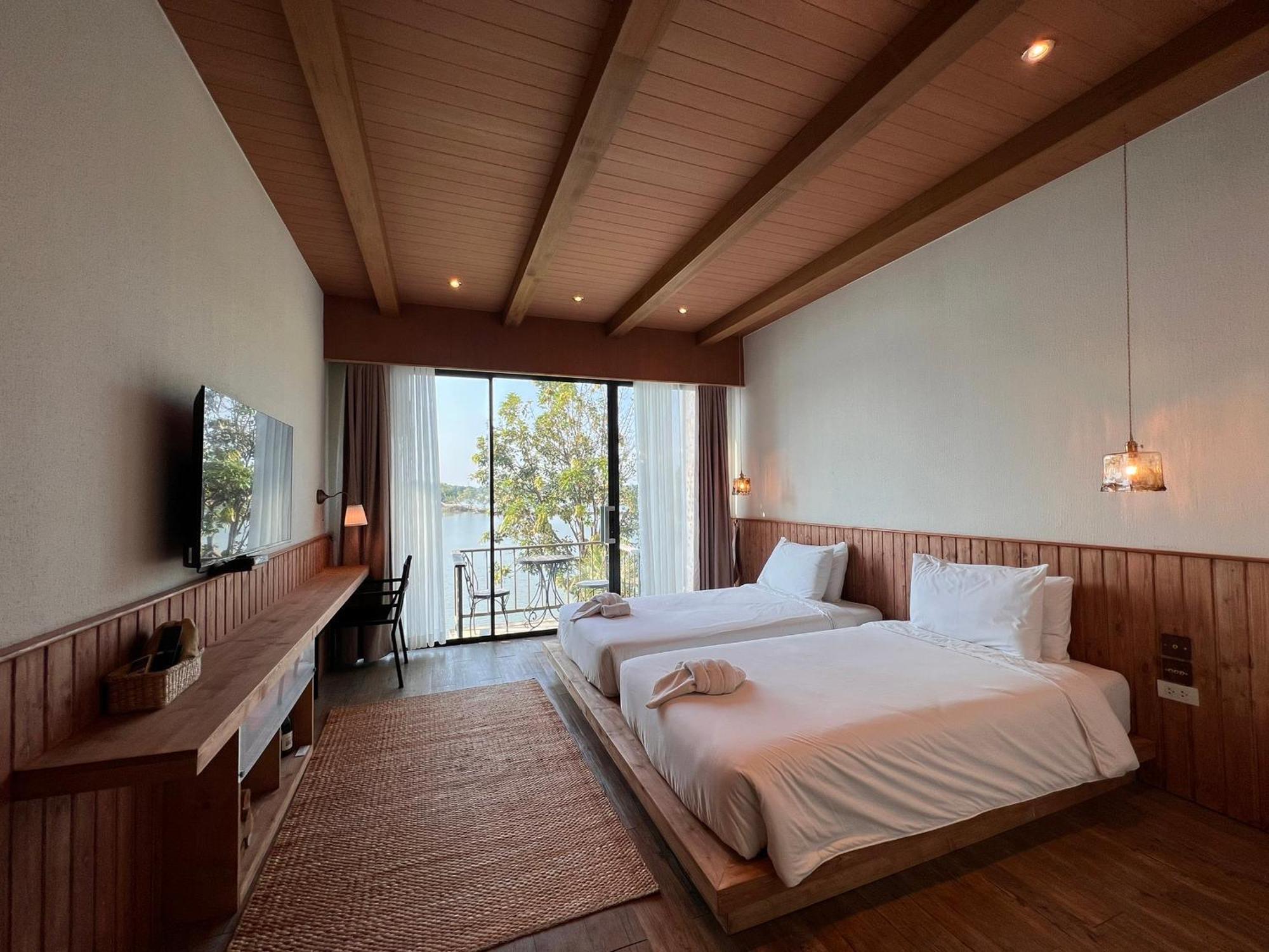 Inlaya Ratchaburi Hotel Екстериор снимка