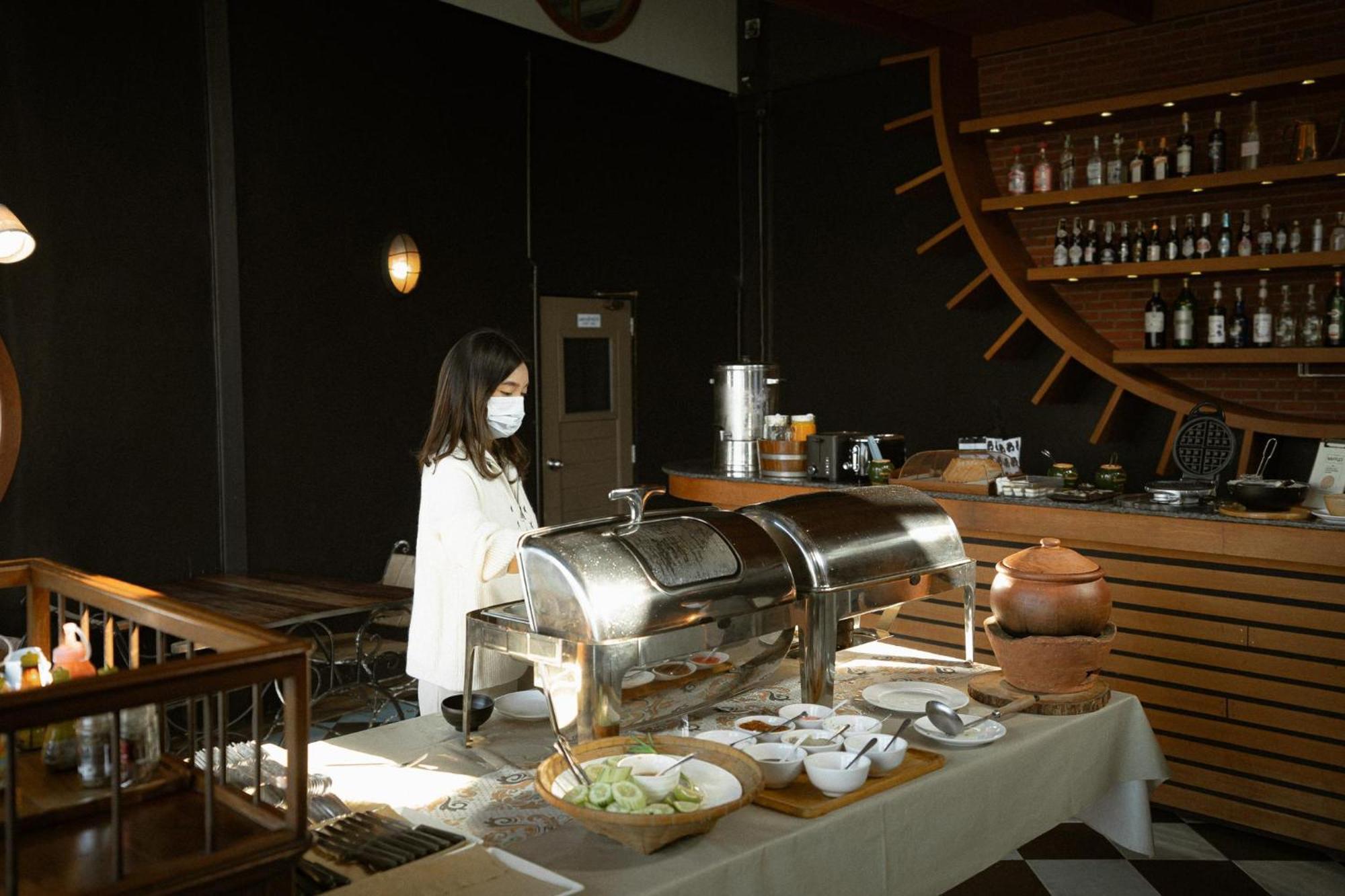 Inlaya Ratchaburi Hotel Екстериор снимка