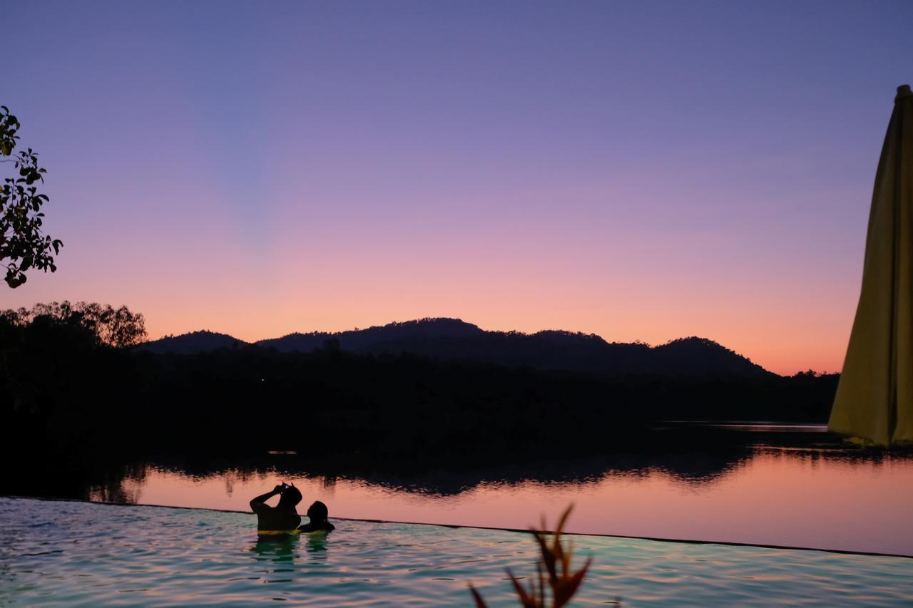 Inlaya Ratchaburi Hotel Екстериор снимка